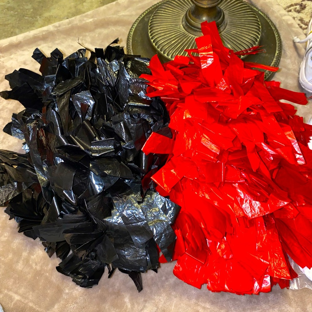 3 Sets Red and Black PomPom